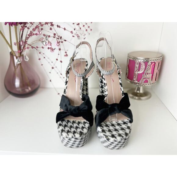 Betsey Johnson Melanni Houndstooth Block Heel Platform Sandal Black White 11 NIB - Picture 5 of 13